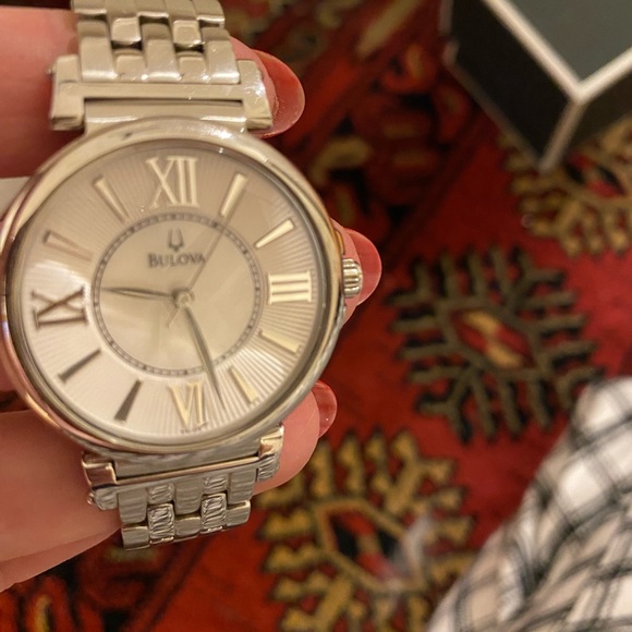 Bulova Women’s Watch . - Picture 5 of 9